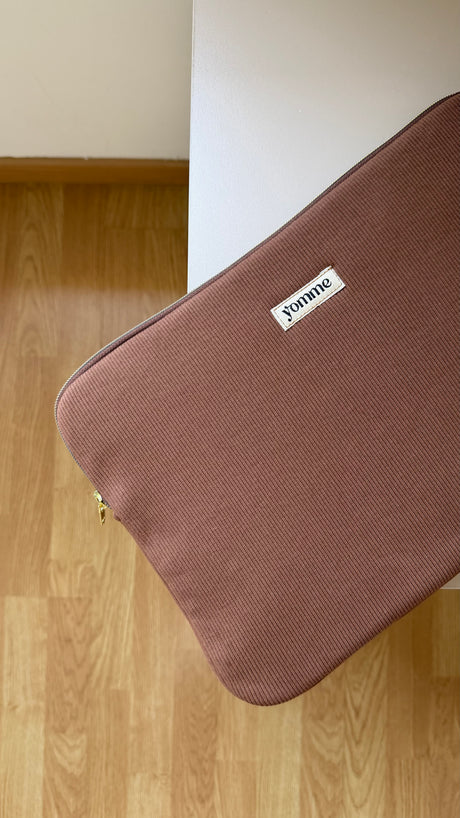 Pochette ordinateur marron