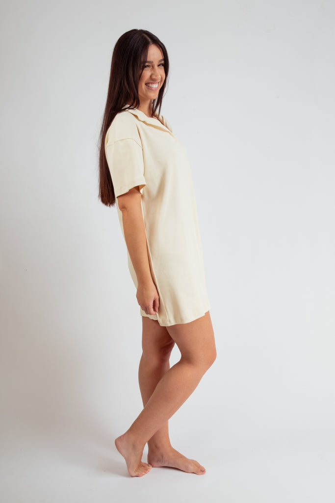 Robe ivoire pour femme en coton bio.
