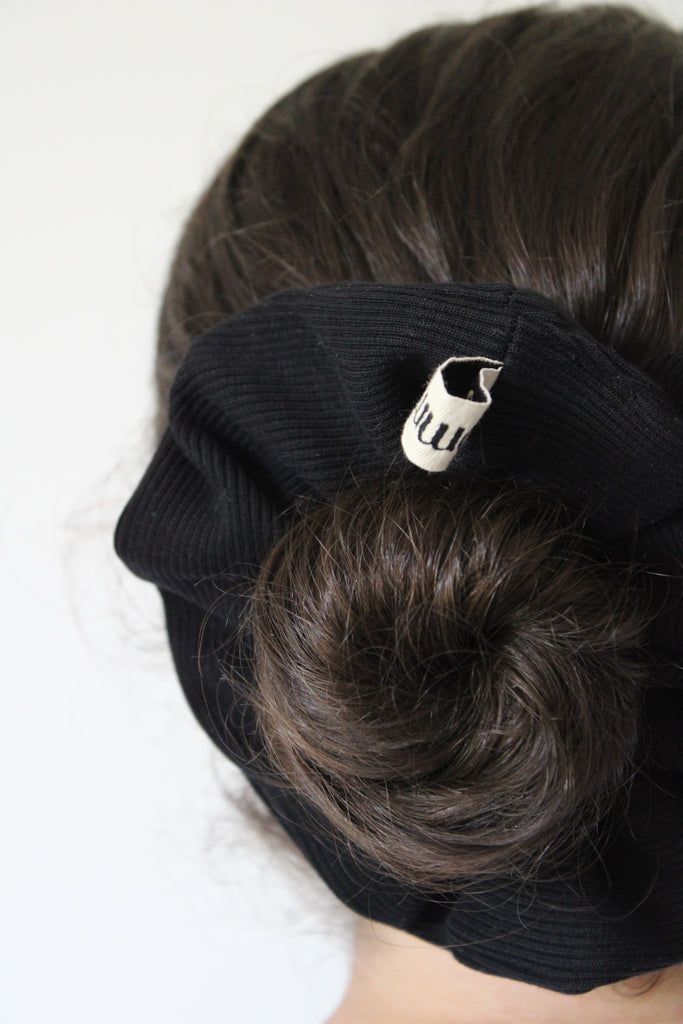 Gros chouchou noir cheveux