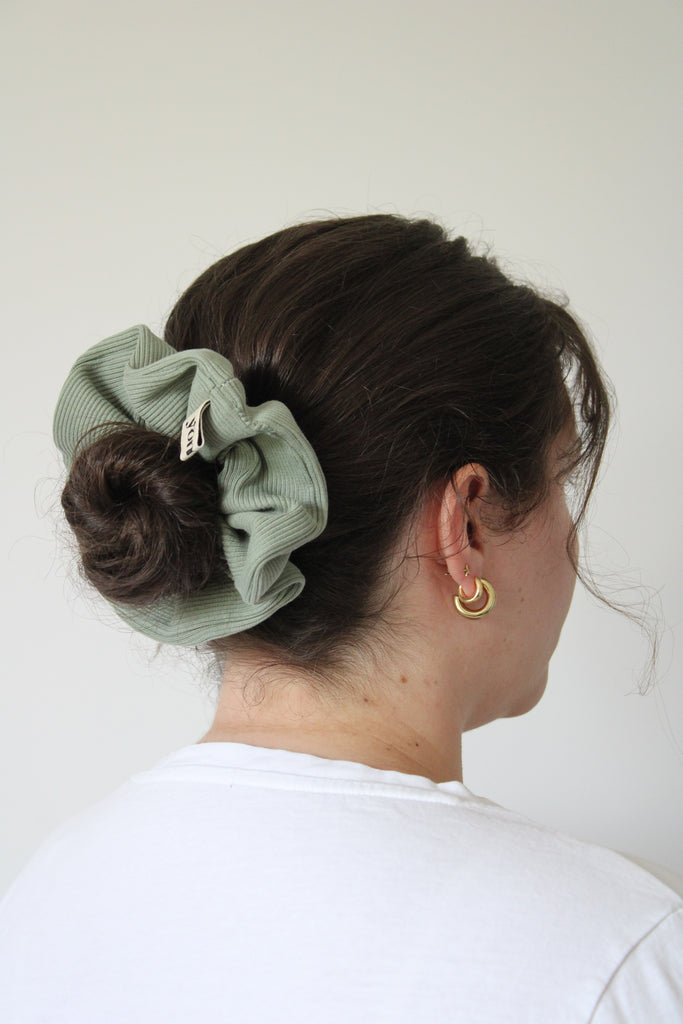 Gros chouchou vert cheveux